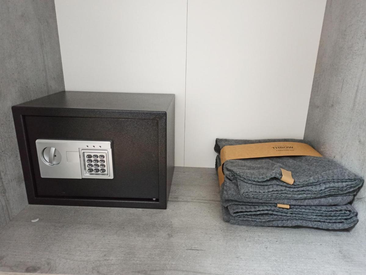 Grafit Apartmanok Hajdúnánás Zewnętrze zdjęcie